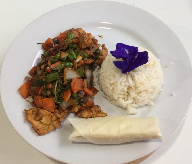 タイバジルだけじゃない タイ料理で使われるバジルの種類 Ms Basilのブログ